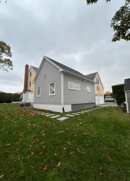 Elevated one floor living 010