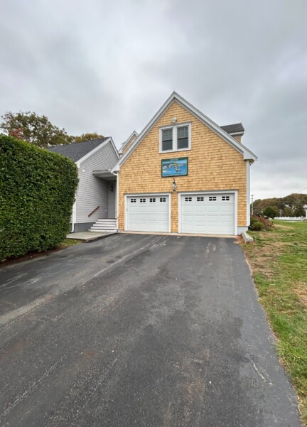 Elevated one floor living 012